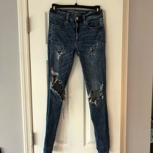 Very ripped skinny jeans